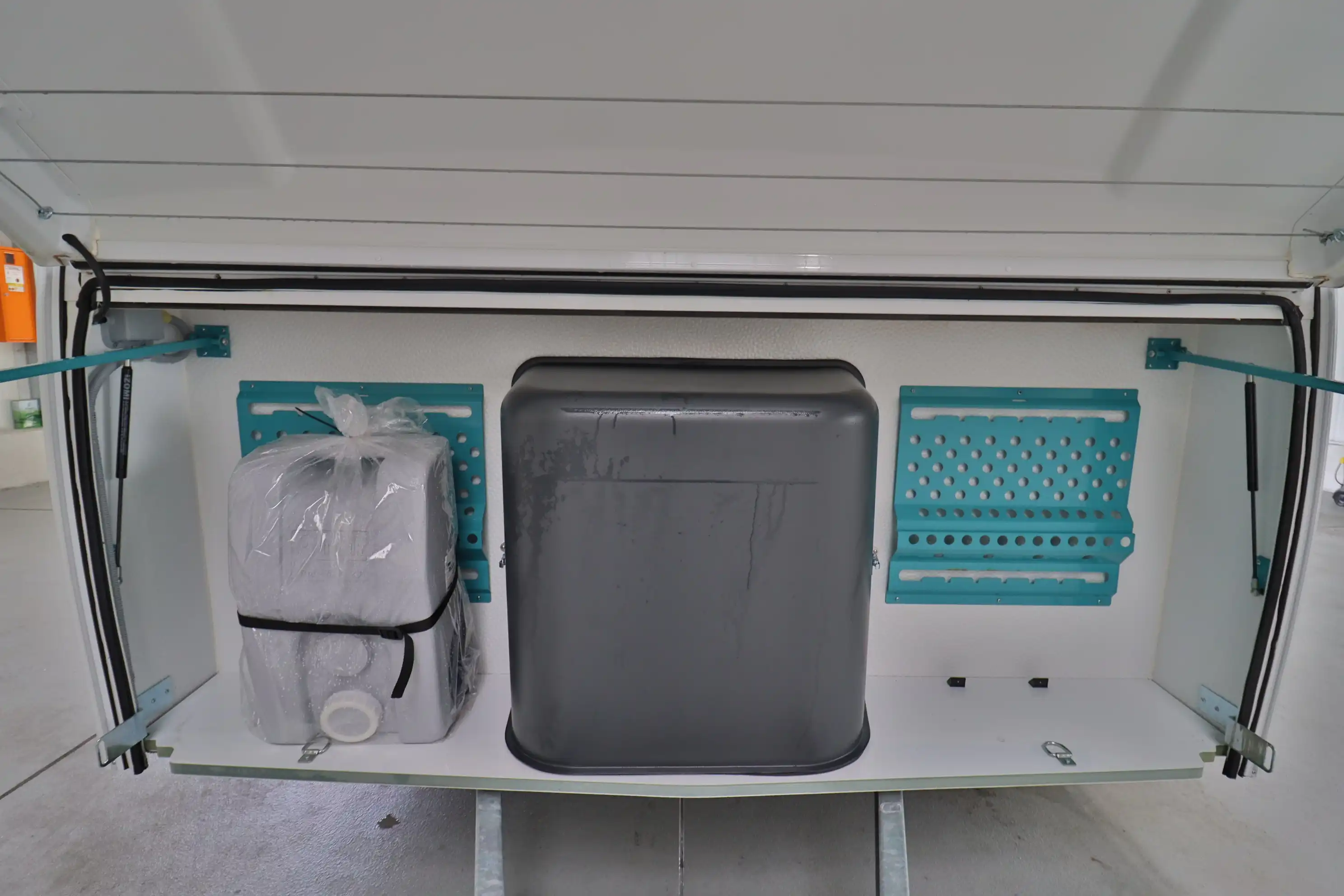 ADRIA Aviva 360 DK  